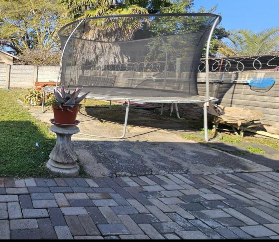 6 Bedroom Property for Sale in Brits North West